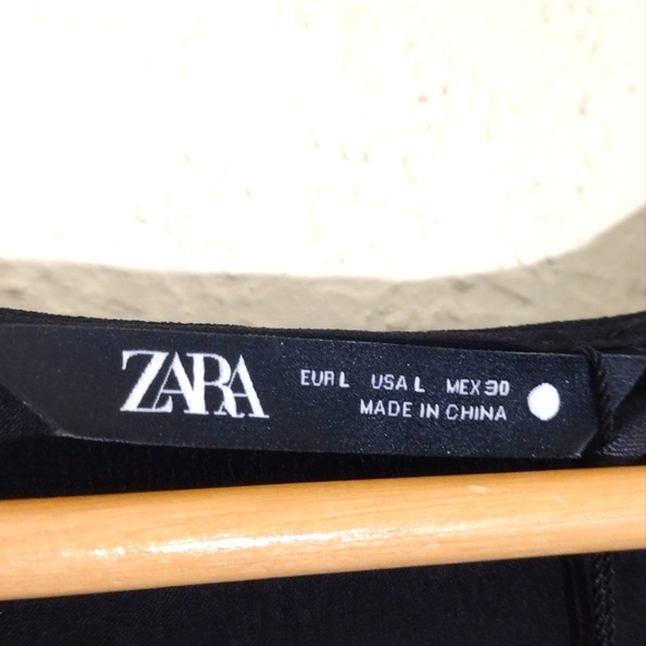 Zara Black And Gold Draped Balloon Mini Dress - Picture 8 of 11